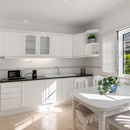 Glamorous T3 فيلة كاسترو ماريم