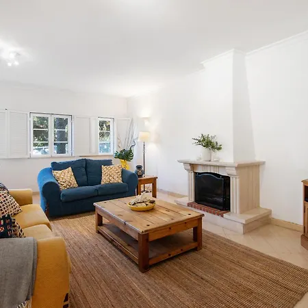 Glamorous T3 كاسترو ماريم